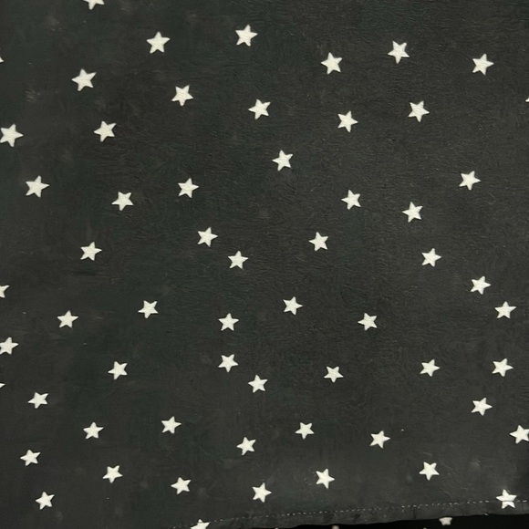 Torrid Black Star Hi-lo Tank - Picture 6 of 11